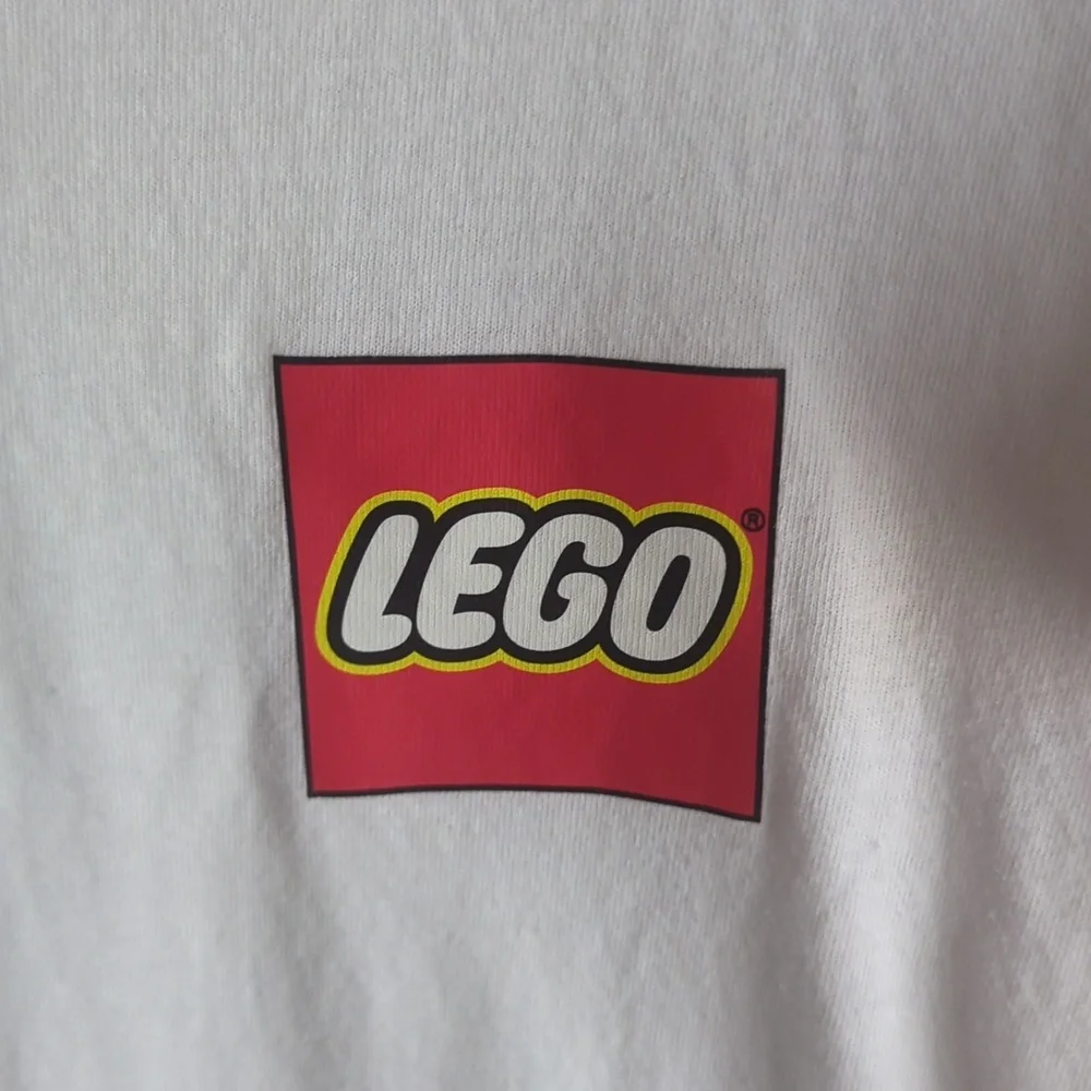Lego | Gildan. Women's Logoed T-shirt. Size Small. - Picture 5 of 8